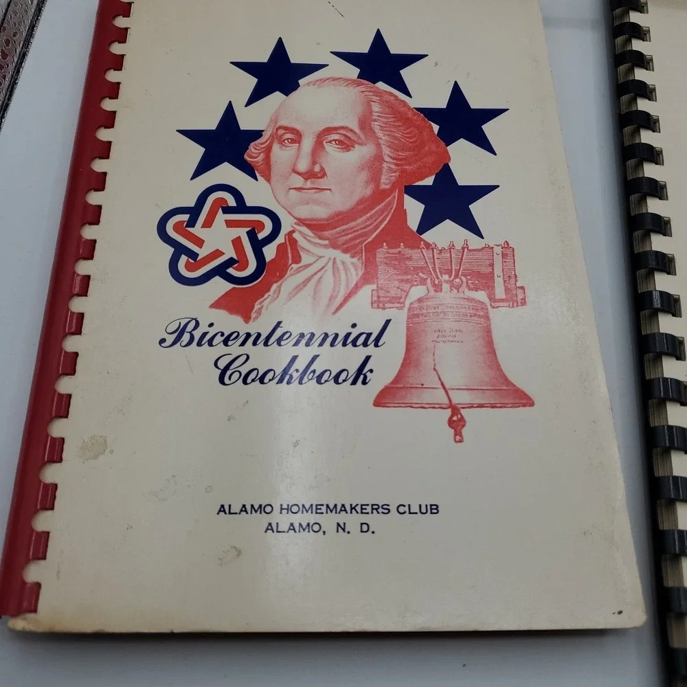 VTG Bicentennial Community Cookbooks Lot‎ of 4 USA Recipes Patriot New NOS